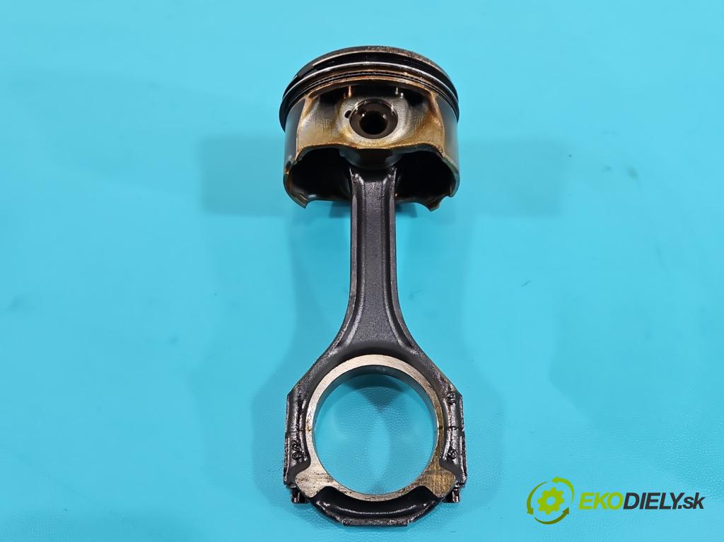 Mercedes CLS II C218 2010-2018 4.7 V8 (278922) 408KM automatic 300 kW 4663 cm3 4- piest (Piest)