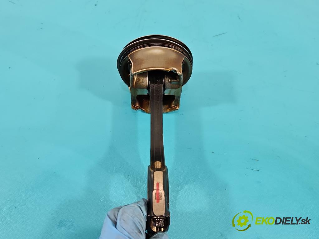 Mercedes CLS II C218 2010-2018 4.7 V8 (278922) 408KM automatic 300 kW 4663 cm3 4- piest  (Piest)