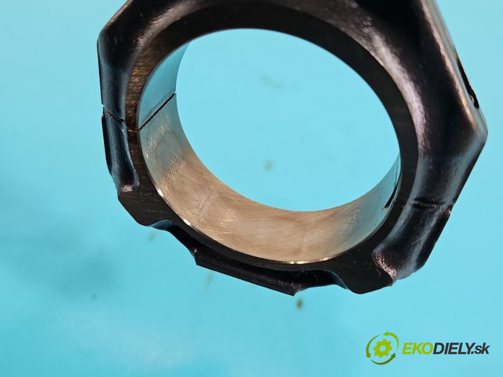 Mercedes CLS II C218 2010-2018 4.7 V8 (278922) 408KM automatic 300 kW 4663 cm3 4- piest (Piest)