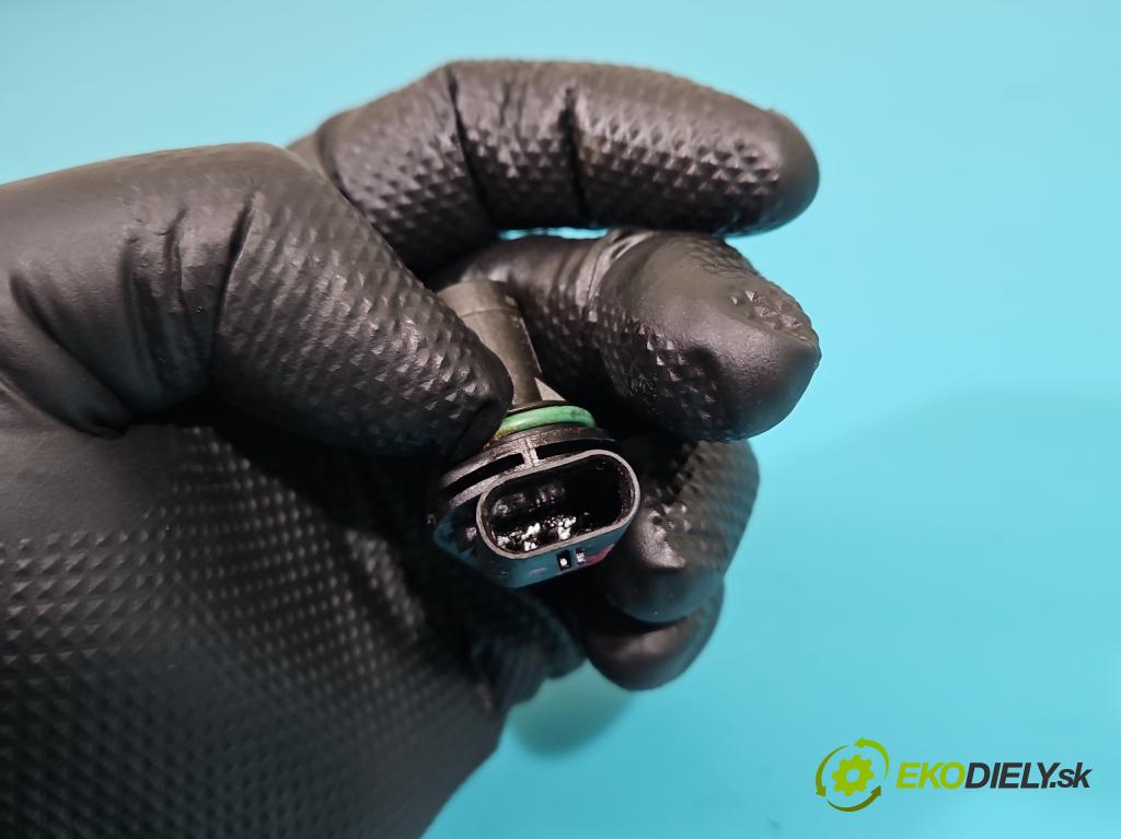 Mercedes CLS II C218 2010-2018 4.7 V8 (278922) 408KM automatic 300 kW 4663 cm3 4- snímač pozice: hřídele vačkový A2761530028 (Snímače polohy kliky, vačky)