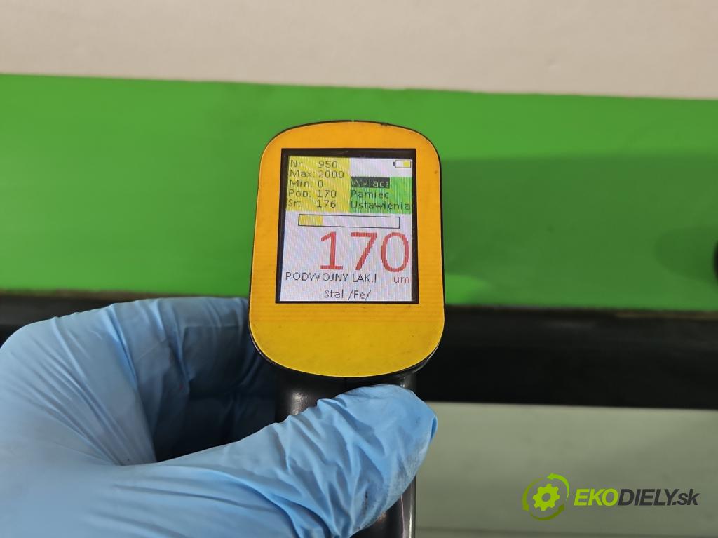 Ford Maverick 2.7 TD 101 hp manual 74 kW 2664 cm3 5- zadní kufrové dveře  (Zadní kapoty)