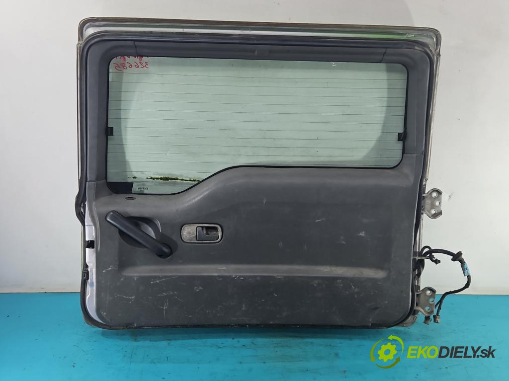 Ford Maverick 2.7 TD 101 hp manual 74 kW 2664 cm3 5- zadní kufrové dveře  (Zadní kapoty)