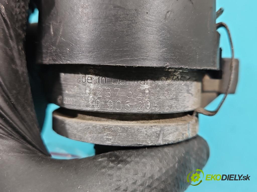 Audi A4 B5 1994-2001 1.6 101 HP manual 74 kW 1595 cm3 4- rozdeľovač 0237520059 (Rozdeľovače)