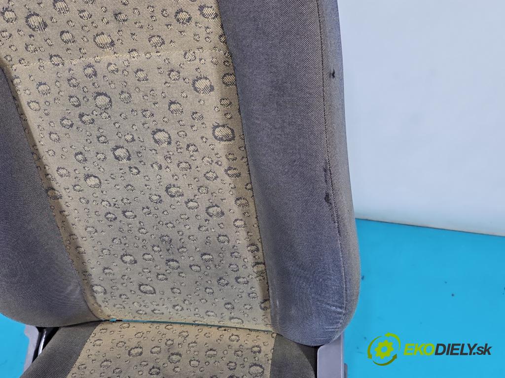 Fiat Panda II 2003-2012 1,3.0 jtd 69KM manual 51 kW 1248 cm3 5- Sedačka pravý (Sedačky, sedadlá)