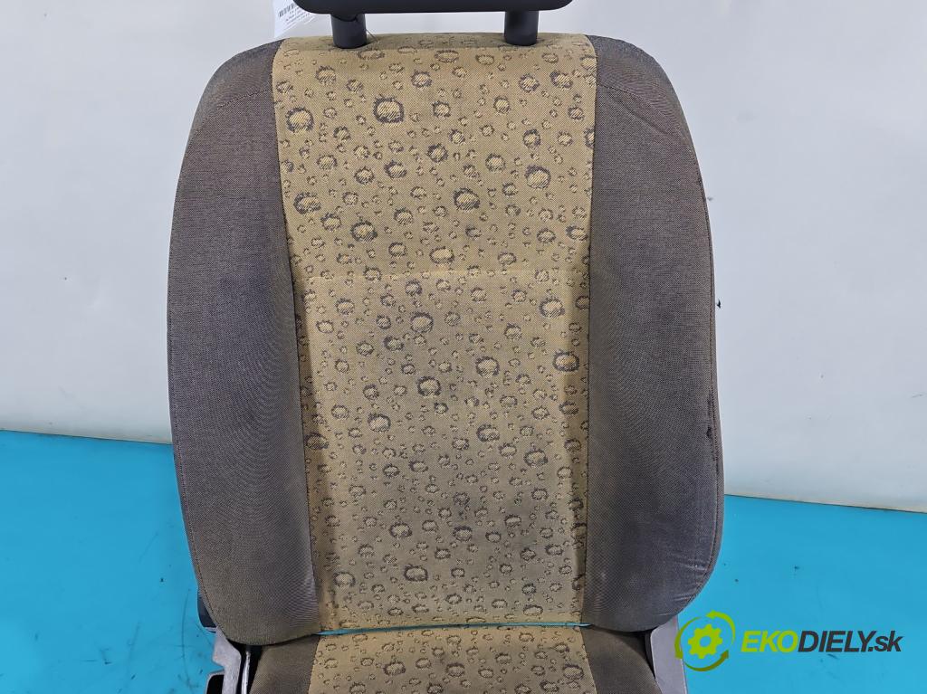 Fiat Panda II 2003-2012 1,3.0 jtd 69KM manual 51 kW 1248 cm3 5- Sedačka pravý (Sedačky, sedadlá)