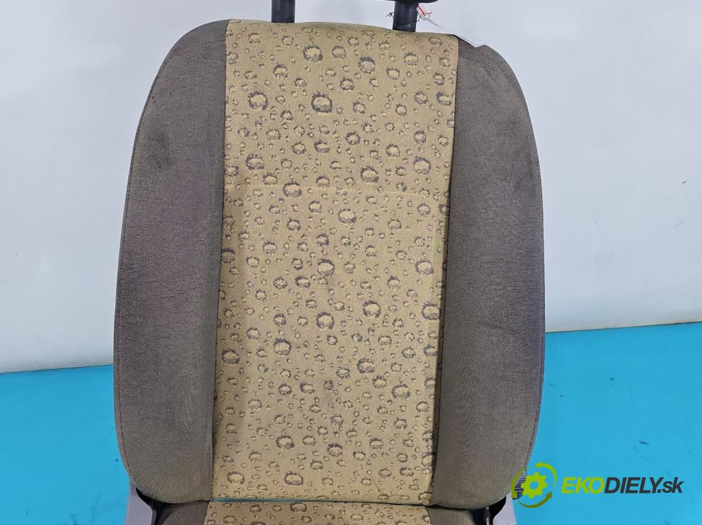 Fiat Panda II 2003-2012 1,3.0 jtd 69KM manual 51 kW 1248 cm3 5- Sedačka ľavý (Sedačky, sedadlá)