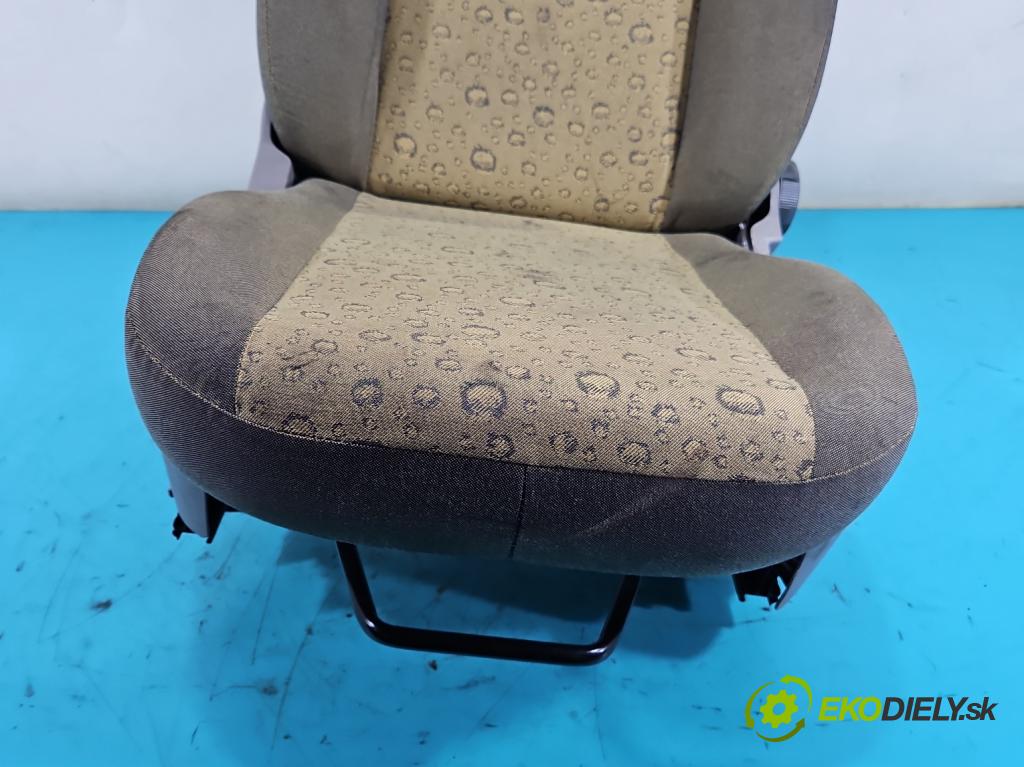 Fiat Panda II 2003-2012 1,3.0 jtd 69KM manual 51 kW 1248 cm3 5- Sedačka ľavý (Sedačky, sedadlá)