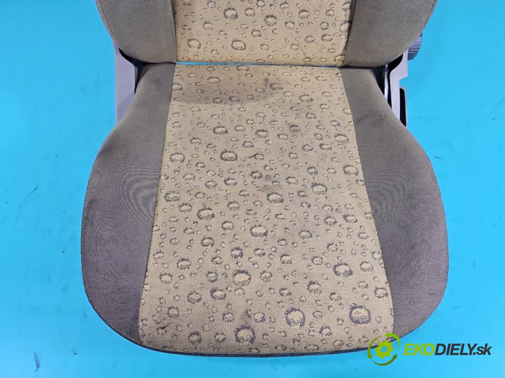 Fiat Panda II 2003-2012 1,3.0 jtd 69KM manual 51 kW 1248 cm3 5- Sedačka ľavý (Sedačky, sedadlá)
