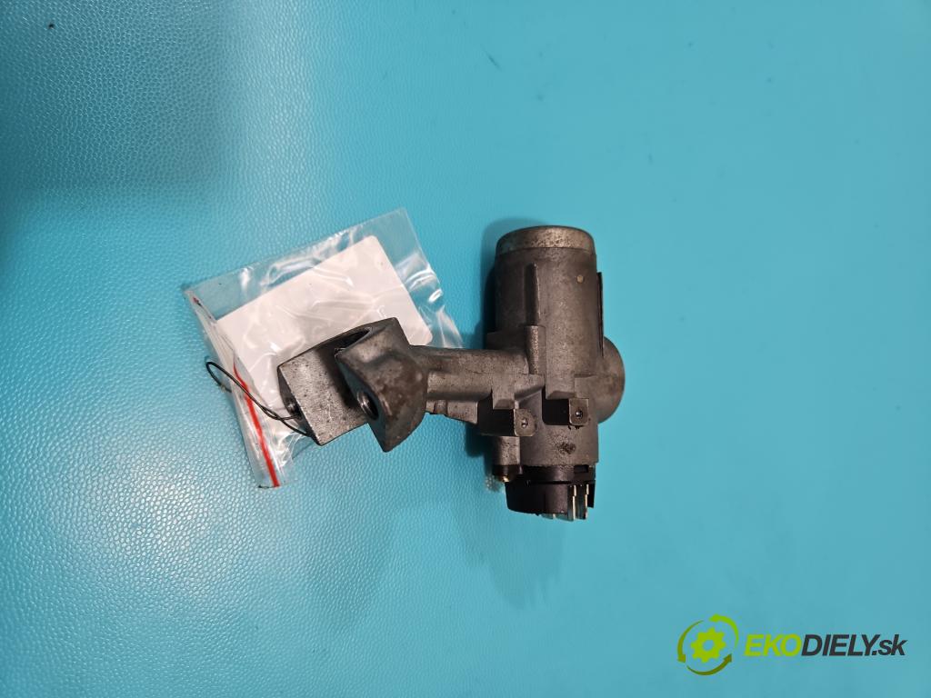 Ford Maverick 2.7 TD 101 HP manual 74 kW 2664 cm3 5- Spínačka  (Spínacie skrinky a kľúče)