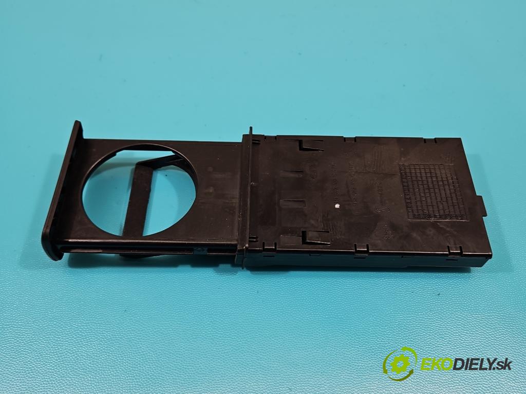 Seat Toledo II 1998-2004 1.9 tdi 110 HP manual 81 kW 1896 cm3 4- Rukojeť: na nápoje: 1M2862531C (Úchyty, držiaky na nápoje)