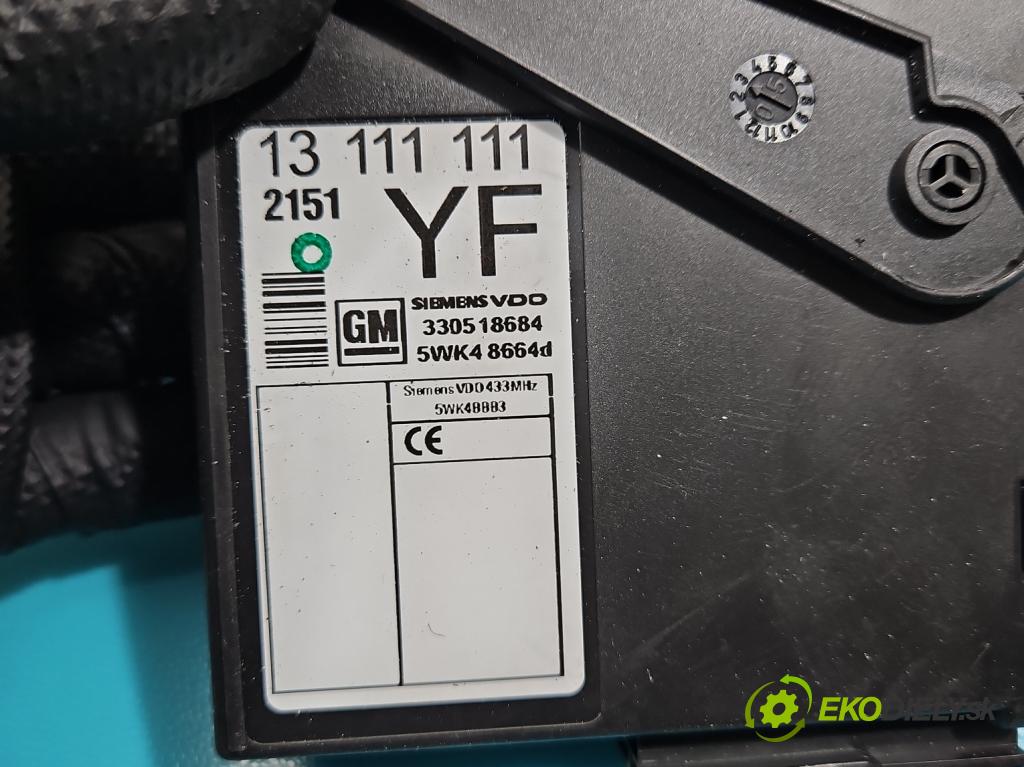 Opel Meriva A 2002-2010 1.4 16V 90 HP manual 66 kW 1364 cm3 5- riadiaca jednotka motora 0261208255