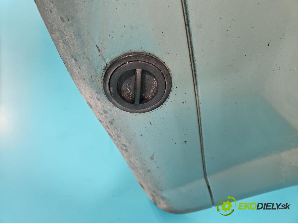 Chevrolet Lacetti 1.4 16V 94 hp manual 69,5 kW 1399 cm3 4- nárazník zadní  (Ostatné)