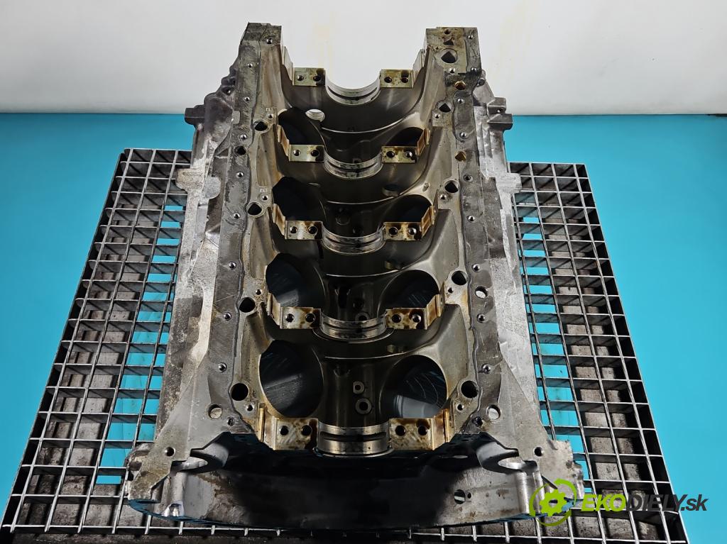 Mercedes CLS II C218 2010-2018 4.7 V8 408KM automatic 300 kW 4663 cm3 4- Blok motora  (Blok motora)