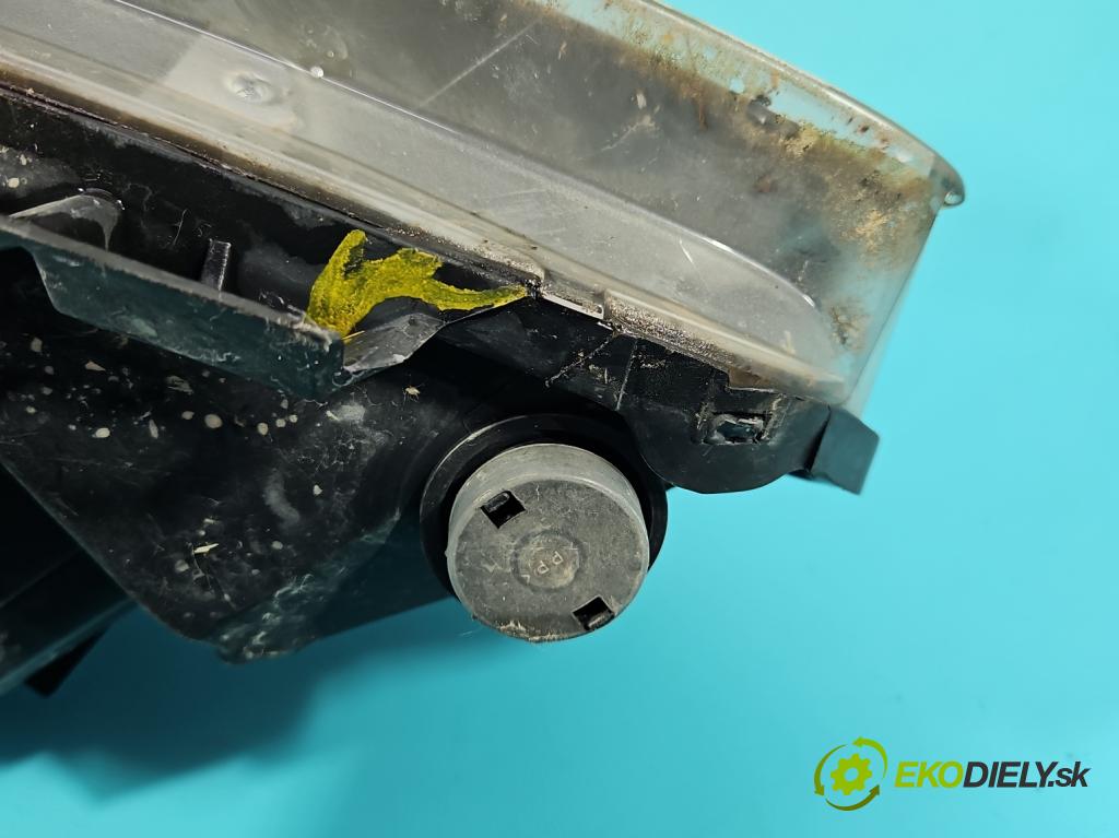 Opel Corsa D 2006-2014 1,3.0 cdti 90 HP manual 66 kW 1248 cm3 5- Reflektor: pravý 13186382EF (Pravé)