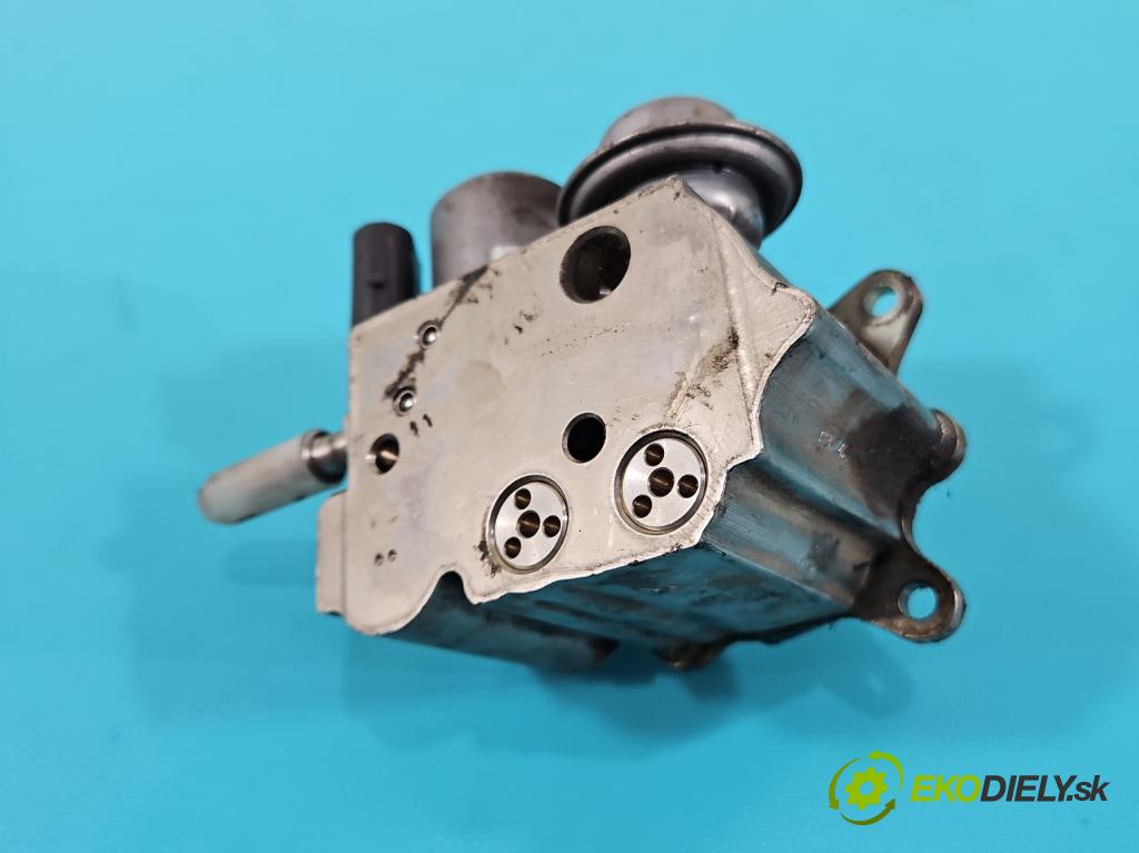 Citroen DS5 2011-2015 1.6 THP 156 hp automatic 115 kW 1598 cm3 5- čerpadlo paliva 9819938480