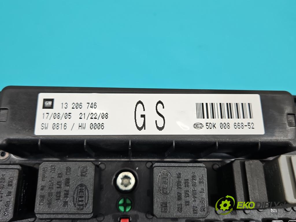 Opel Zafira B 2005-2014 1.8 16V 140 hp manual 103 kW 1796 cm3 5- skříňka pojistková 13206746 (Pojistkové skříňky)