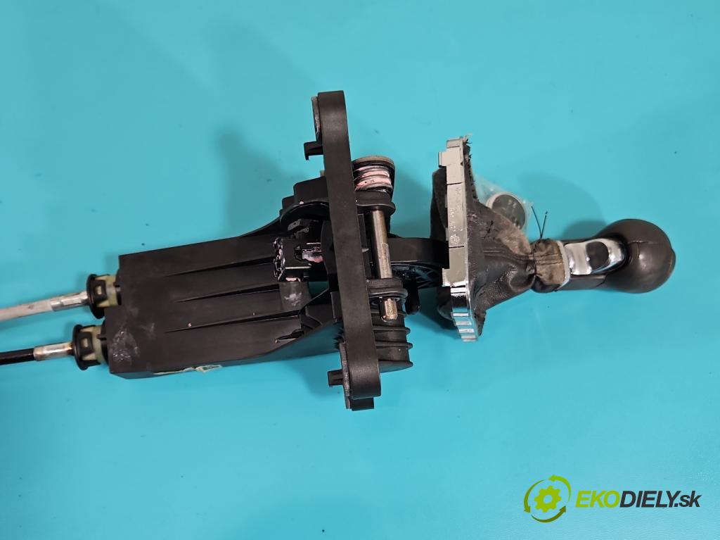 Opel Zafira B 2005-2014 1.8 16V 140 HP manual 103 kW 1796 cm3 5- Páka: Změny: stupeň,rýchlosť  (Rýchlostné páky / kulisy)