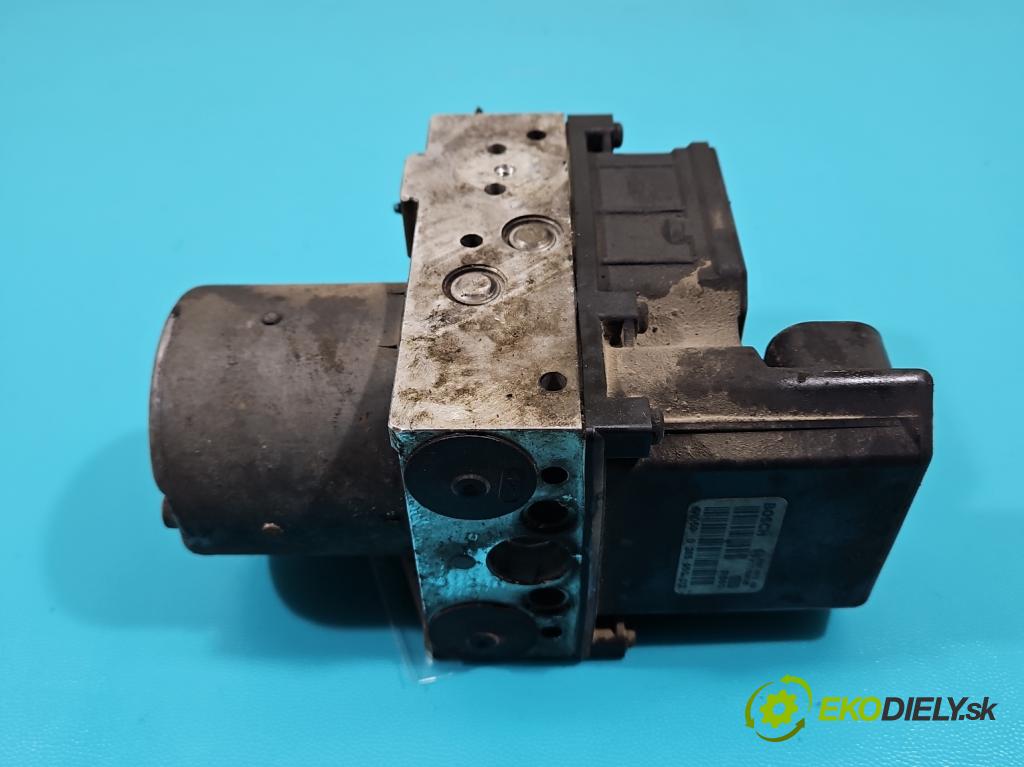 Audi A4 B6 2000-2004 2.5 tdi 179KM manual 132 kW 2496 cm3 5- čerpadlo abs 0265950012 (Pumpy ABS)