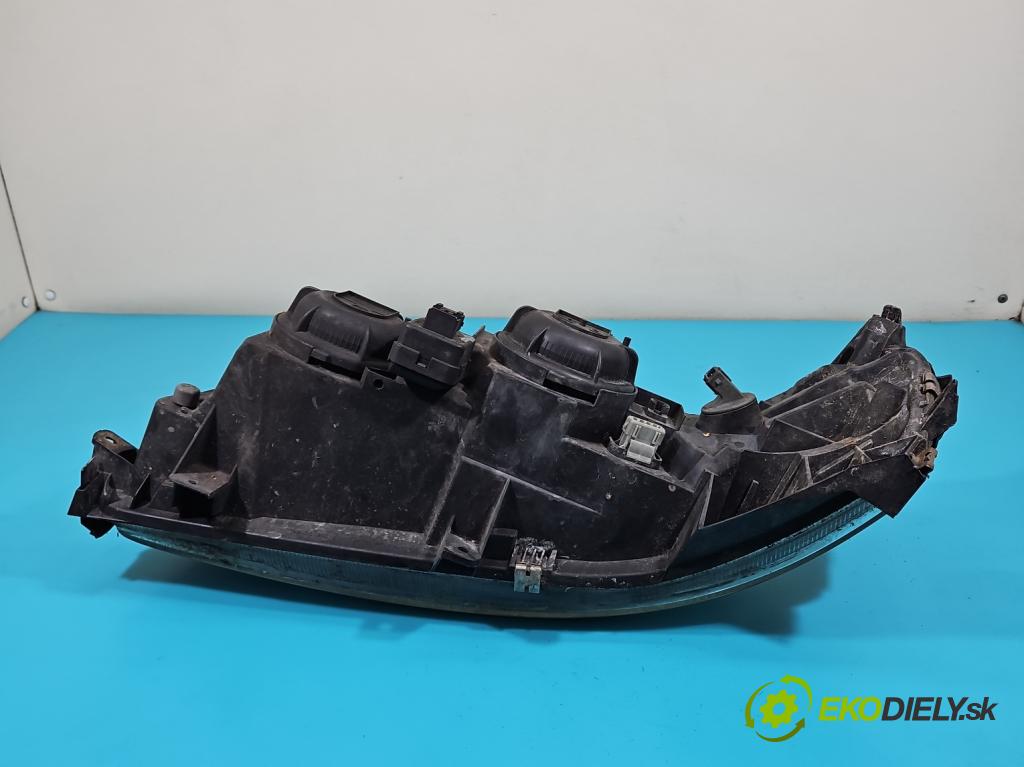 Volvo S60 I 2000-2010 2.4 20V 170 HP manual 125 kW 2435 cm3 4- Reflektor: pravý 89007860 (Pravé)