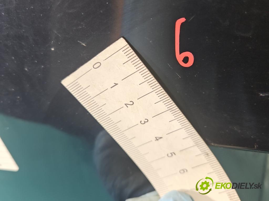 Volvo S60 I 2000-2010 2.4 20V 170 hp manual 125 kW 2435 cm3 4- zadní kufrové dveře  (Zadní kapoty)