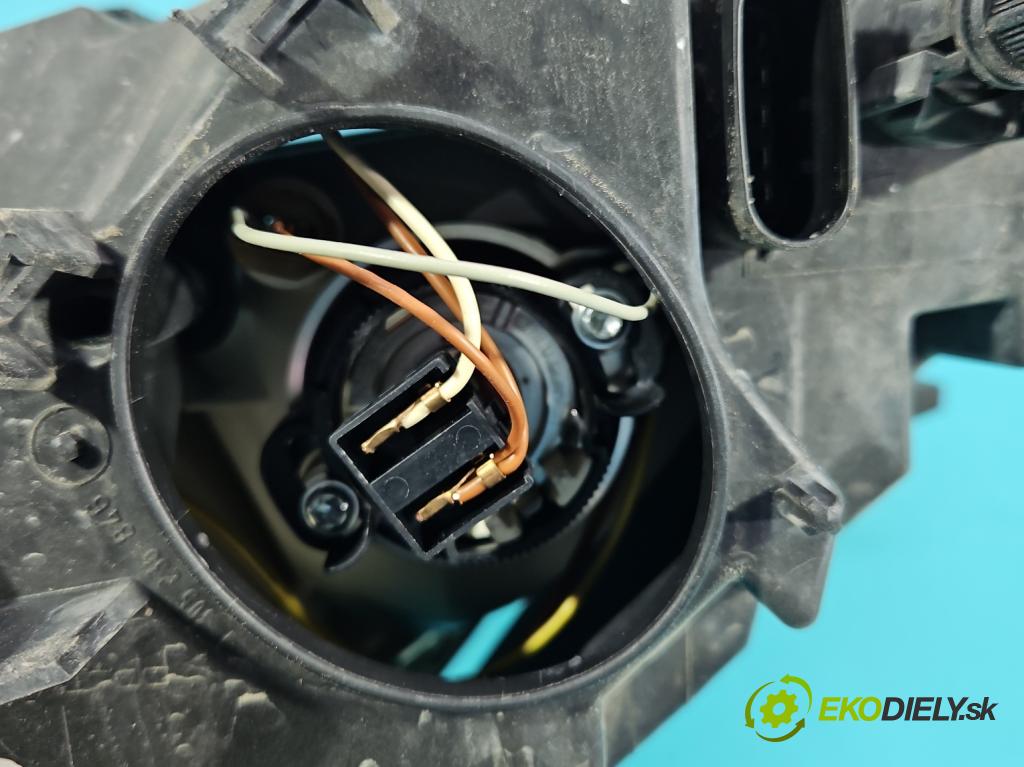 Mercedes A W169 2004-2012 2.0 cdi 109 HP manual 80 kW 1992 cm3 5- Reflektor: pravý A1698200261 (Pravé)