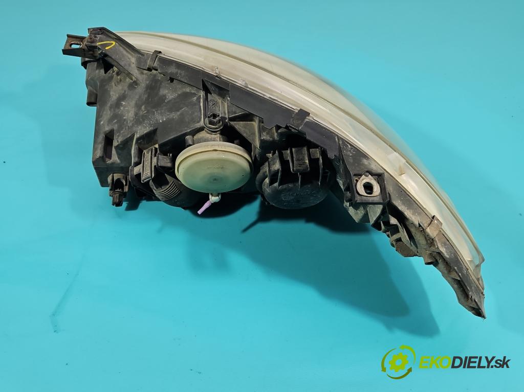 Mercedes A W169 2004-2012 2.0 cdi 109 HP manual 80 kW 1992 cm3 5- Reflektor: pravý A1698200261 (Pravé)