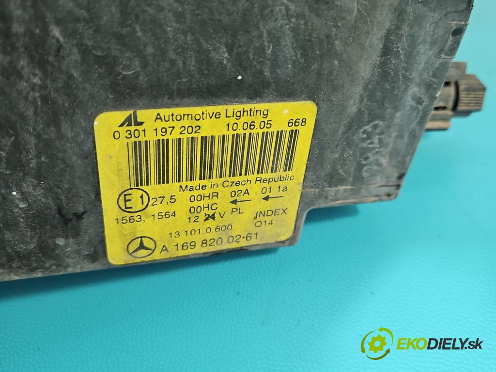 Mercedes A W169 2004-2012 2.0 cdi 109 HP manual 80 kW 1992 cm3 5- Reflektor: pravý A1698200261 (Pravé)