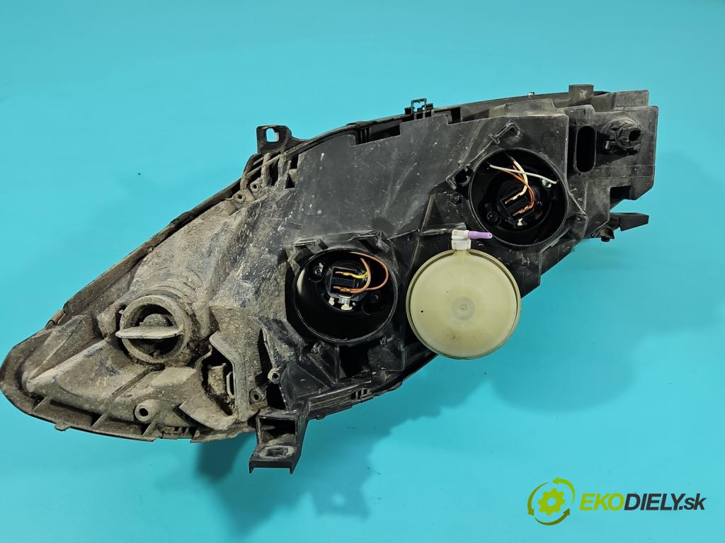 Mercedes A W169 2004-2012 2.0 cdi 109 HP manual 80 kW 1992 cm3 5- Reflektor: pravý A1698200261 (Pravé)