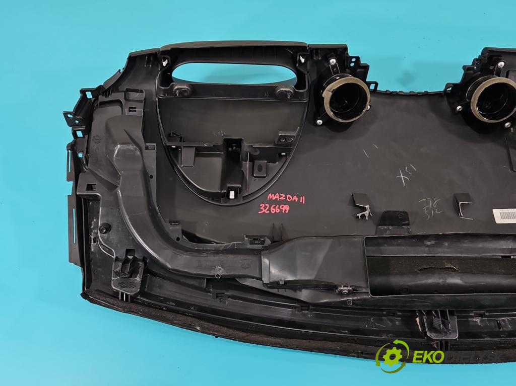 Mazda 2 II 2007-2014 1.4 citd 68 HP manual 50 kW 1399 cm3 5- kokpit,pristrojová doska rozdeľovacia