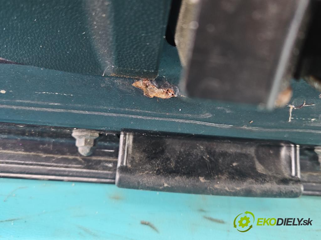 Mazda 3 I BK 2003-2009 1.6 citd 90 hp manual 66 kW 1560 cm3 5- zadní kufrové dveře  (Zadní kapoty)