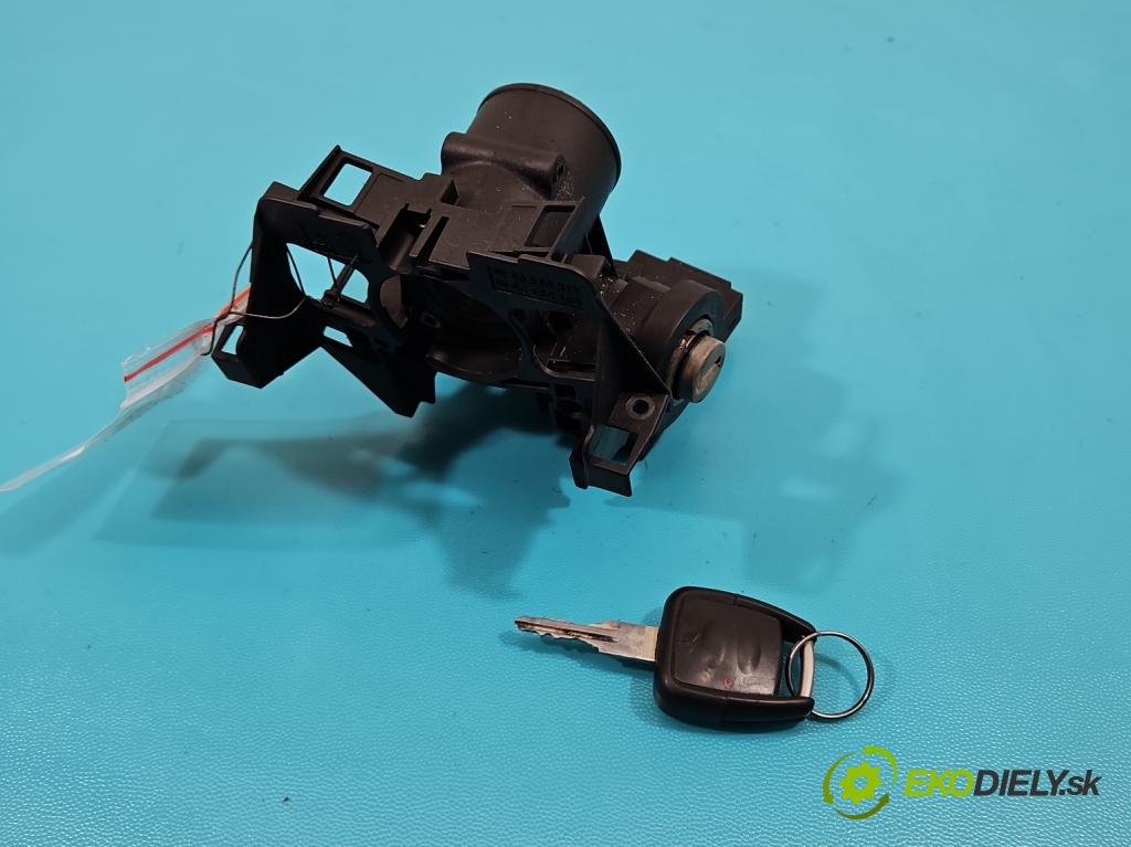 Opel Zafira A 1999-2005 2.0 dti 101 HP manual 74 kW 1995 cm3 5- Spínačka  (Spínacie skrinky a kľúče)