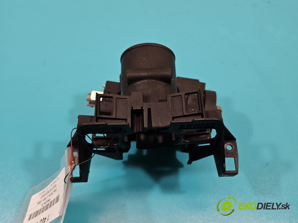 Opel Zafira A 1999-2005 2.0 dti 101 HP manual 74 kW 1995 cm3 5- Spínačka  (Spínacie skrinky a kľúče)