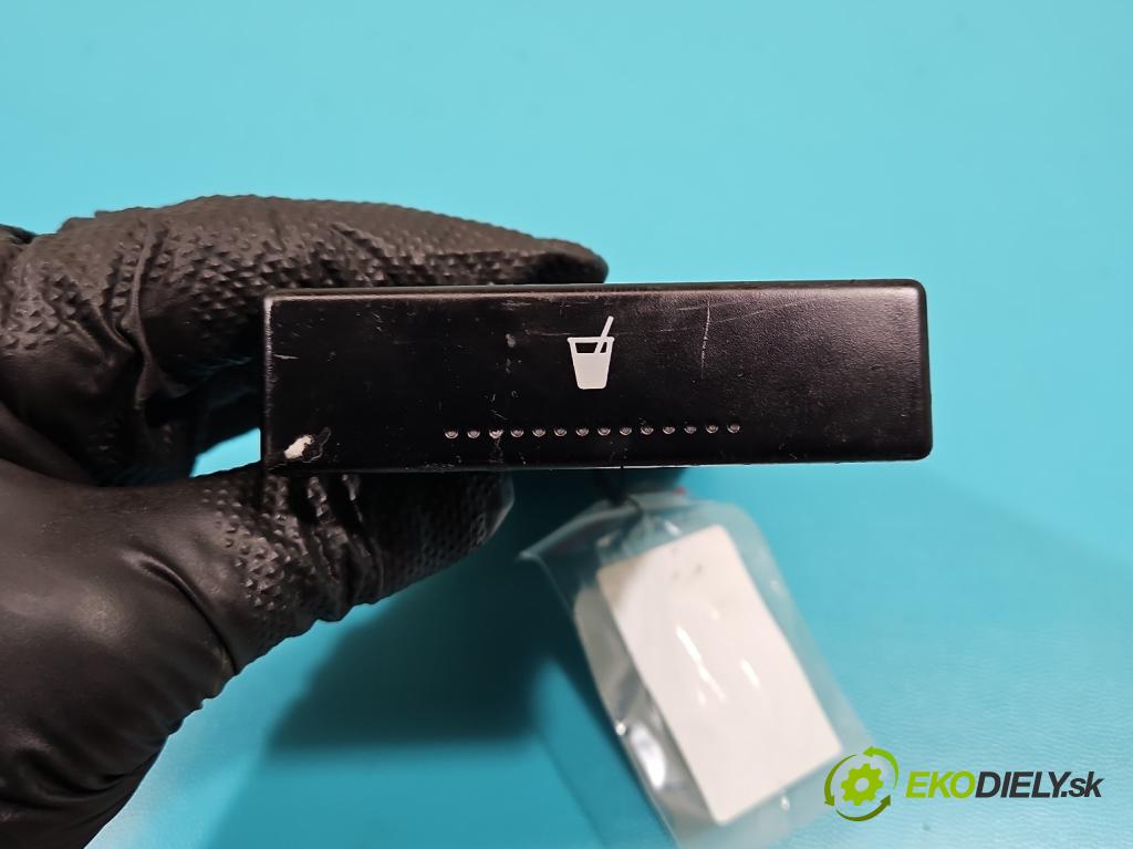 Seat Alhambra I 1996-2010 1.9 tdi 116 HP manual 85 kW 1896 cm3 5- Rukojeť: na nápoje: 7M3862549C (Úchyty, držiaky na nápoje)