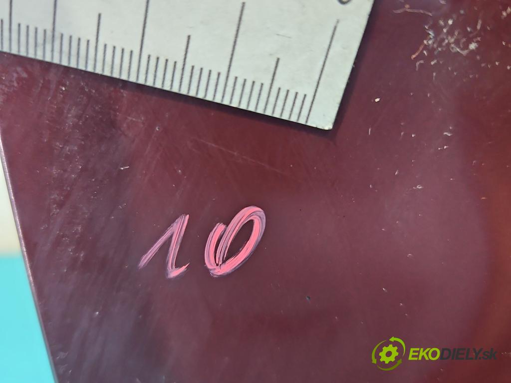 Opel Vectra C 2002-2008 2.0 dti 101 hp manual 74 kW 1995 cm3 4- zadní kufrové dveře  (Zadní kapoty)