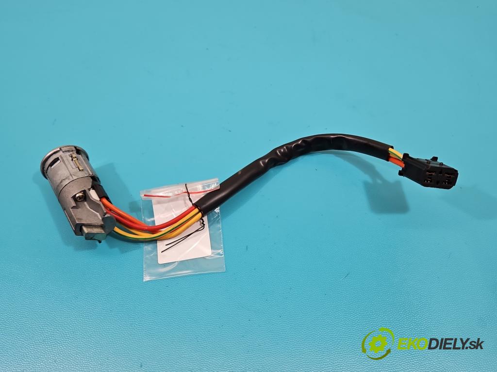 Renault Scenic I 1996-2003 1.9 dci 102 HP manual 75 kW 1870 cm3 5- Spínačka  (Spínacie skrinky a kľúče)