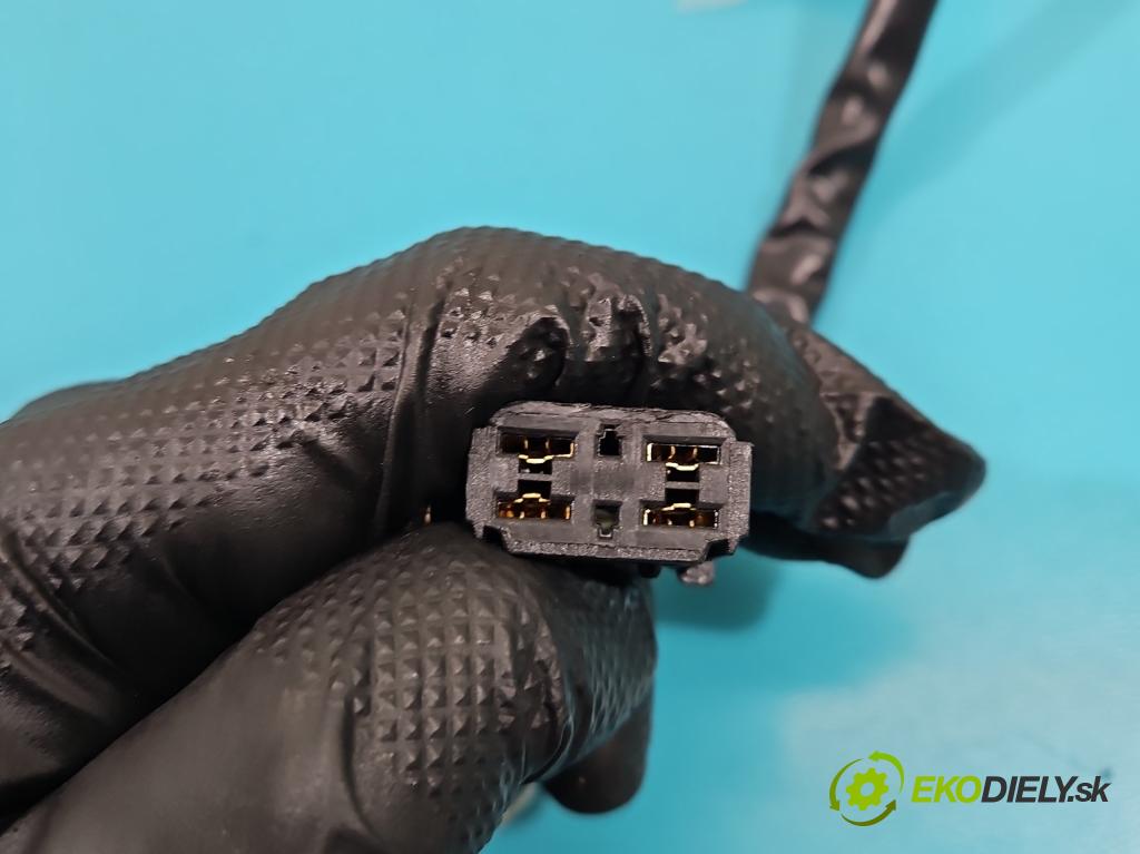 Renault Scenic I 1996-2003 1.9 dci 102 HP manual 75 kW 1870 cm3 5- Spínačka  (Spínacie skrinky a kľúče)