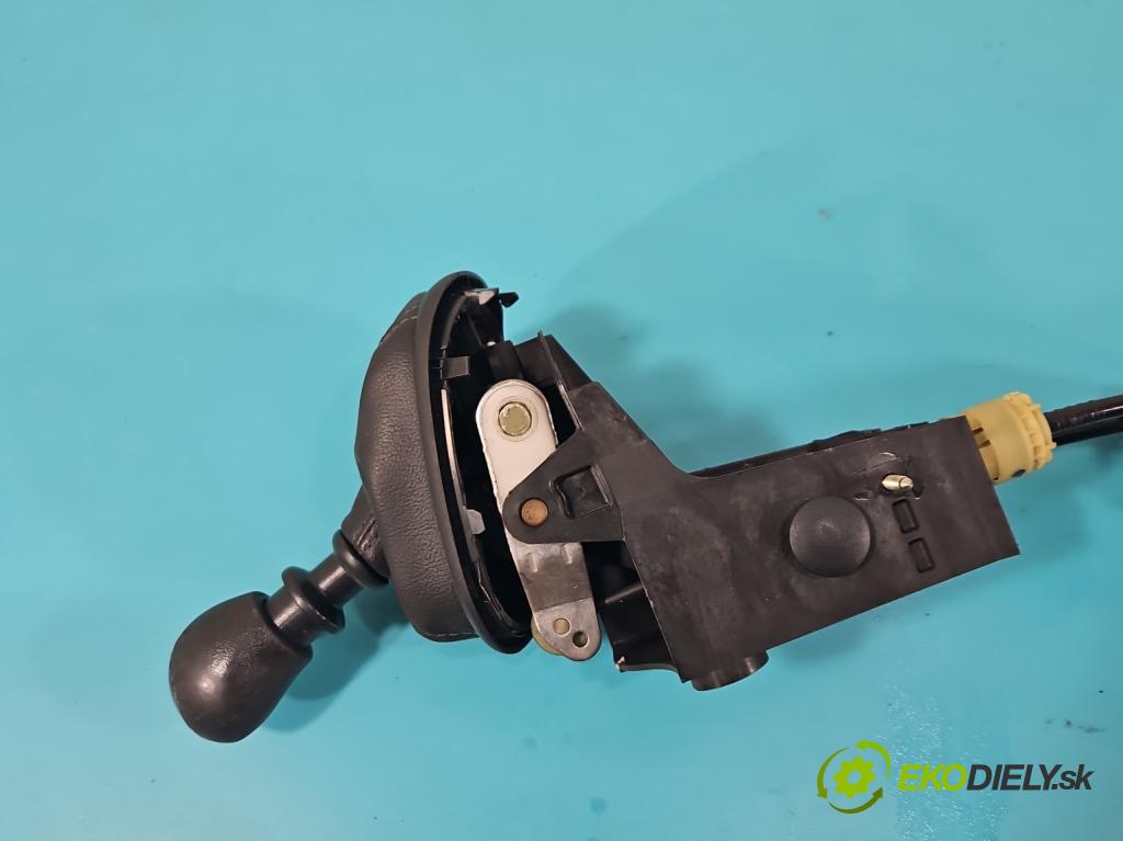 Renault Scenic II 2003-2009 1.9 dci 120 HP manual 88 kW 1870 cm3 5- Páka: Změny: stupeň,rýchlosť 8200310968 (Rýchlostná páka (kulisa))