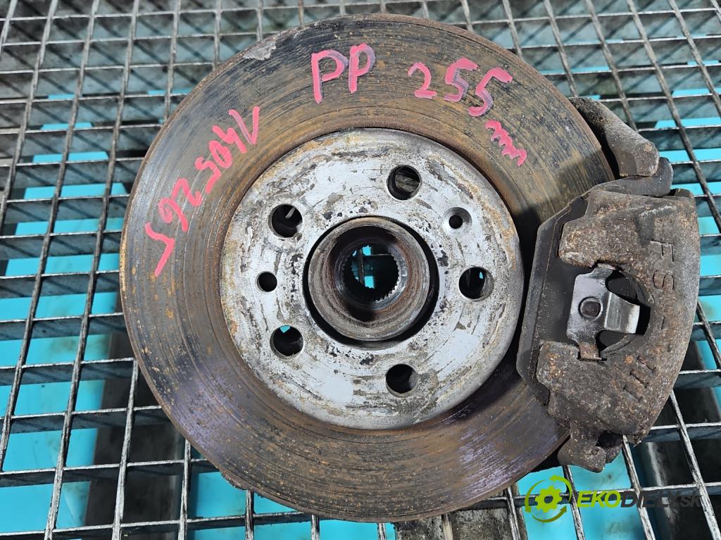 Skoda Octavia I 1996-2010 1.6 SR 102 HP manual 75 kW 1595 cm3 5- náboj pravé  (Náboje)