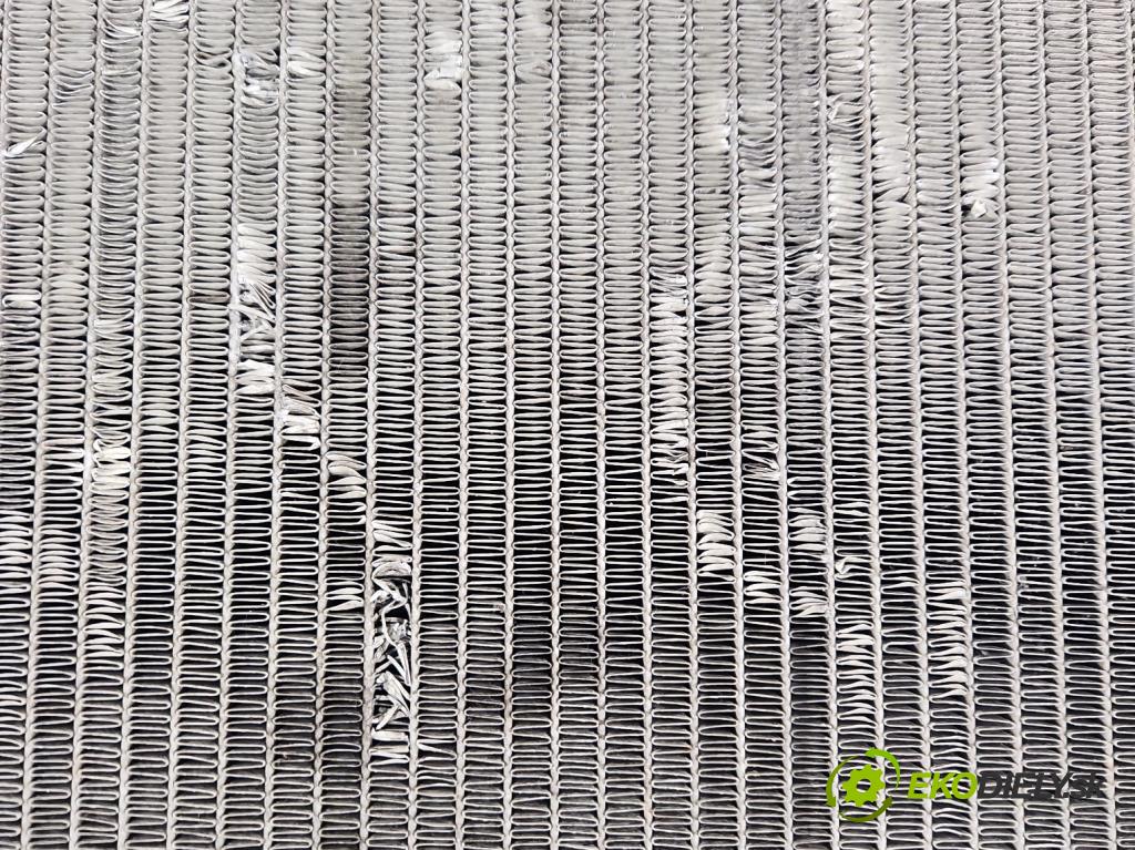 Chevrolet Lacetti 1.4 16V 94 hp manual 69,5 kW 1399 cm3 4- Chladič vody  (Chladiče vody)