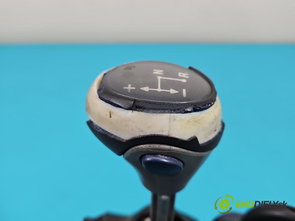 Smart Fortwo 1998-2007 0.6 54 HP automatic 40 kW 599 cm3 3- Spínačka  (Spínacie skrinky a kľúče)