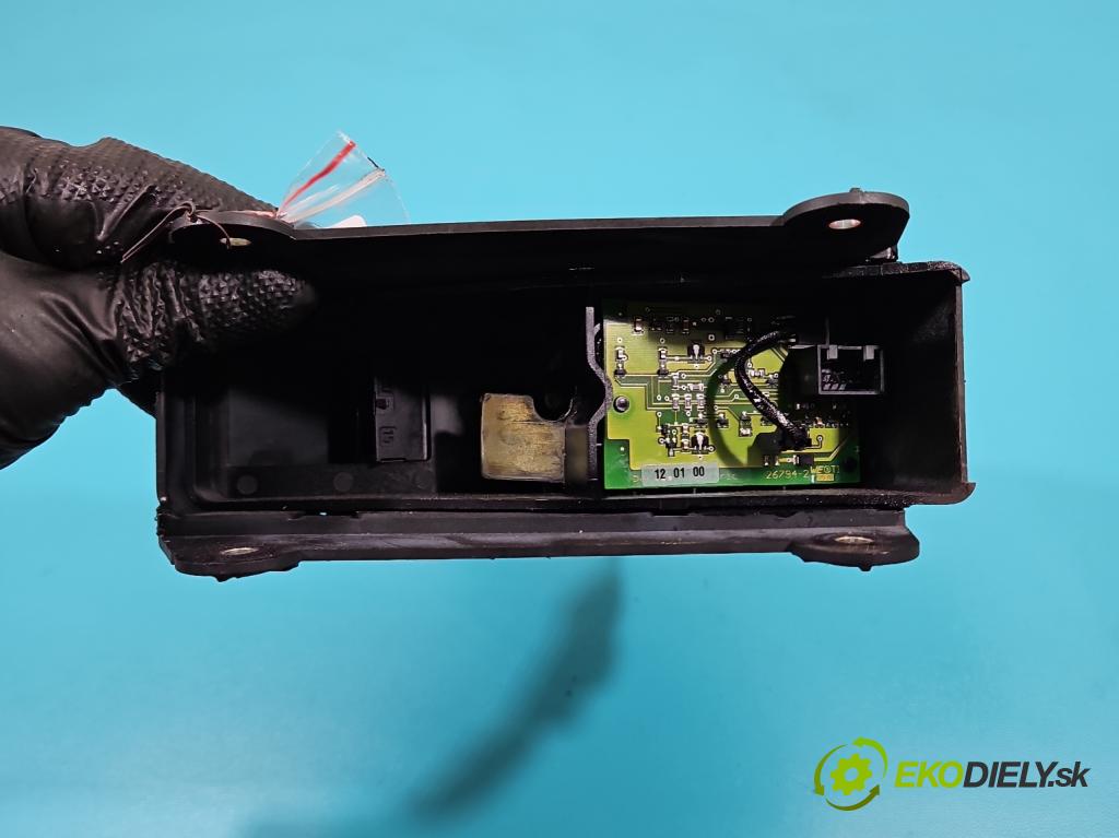 Smart Fortwo 1998-2007 0.6 54 HP automatic 40 kW 599 cm3 3- Spínačka  (Spínacie skrinky a kľúče)