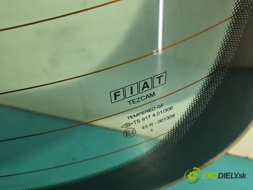 Fiat Albea 1.2 16V 80 hp manual 59 kW 1242 cm3 4- sklo zadní  (Okna zadní)