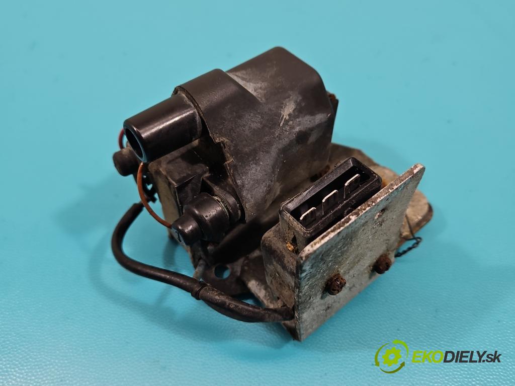 Audi 80 B4 1991-1994 2.0 90 HP manual 66 kW 1984 cm3 4- cievka zapaľovacia  (Zapaľovacie cievky, moduly)