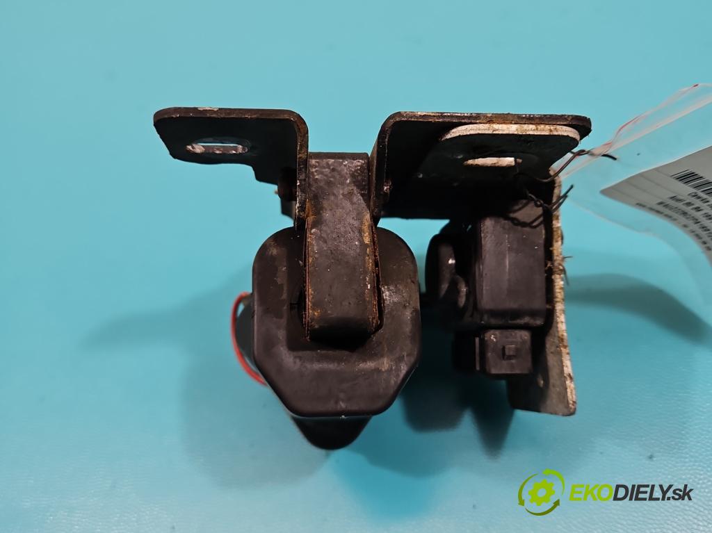 Audi 80 B4 1991-1994 2.0 90 HP manual 66 kW 1984 cm3 4- cievka zapaľovacia  (Zapaľovacie cievky, moduly)