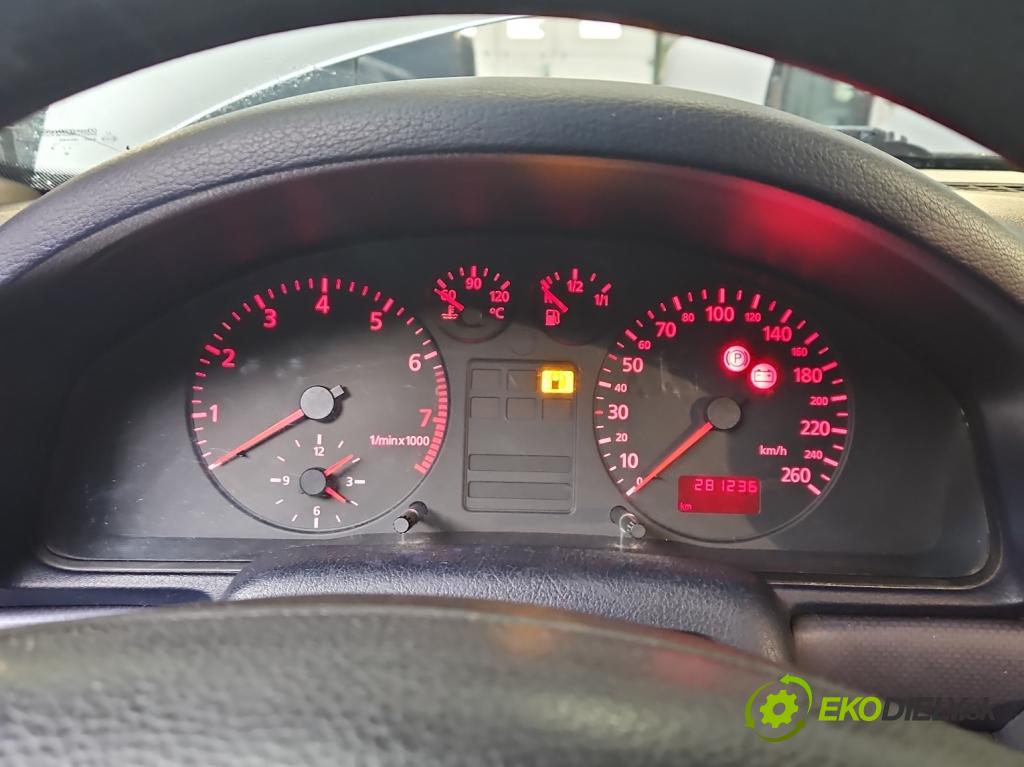Audi A4 B5 1994-2001 1.8 20V 125 HP manual 92 kW 1781 cm3 4- prístrojovka/ budíky 8D0919861C (Prístrojové dosky, displeje)