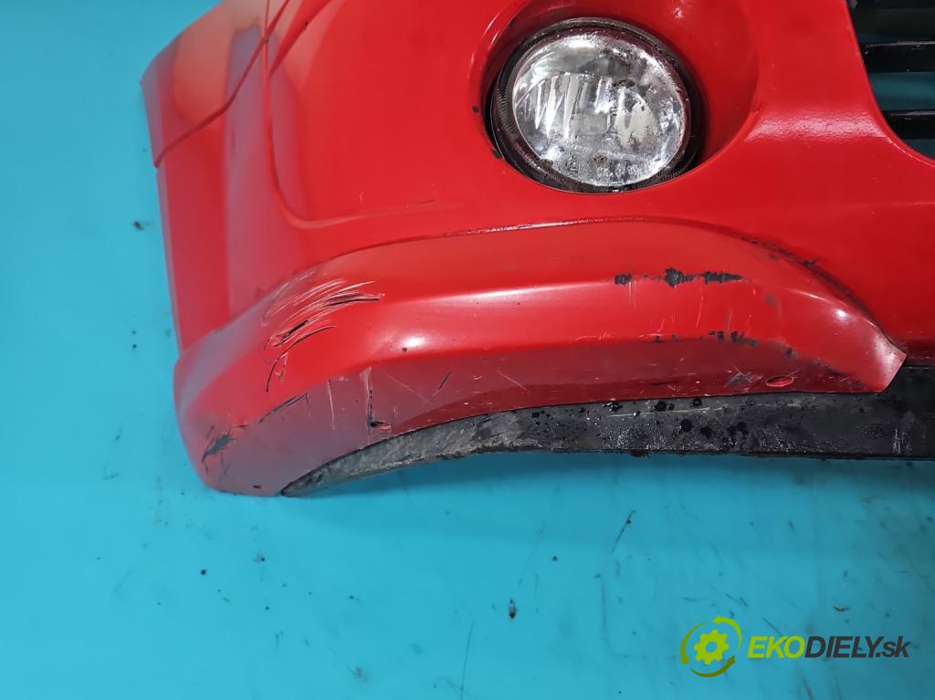 Citroen C2 1.4 8V 73 hp manual 54 kW 1360 cm3 3- nárazník přední  (Ostatné)