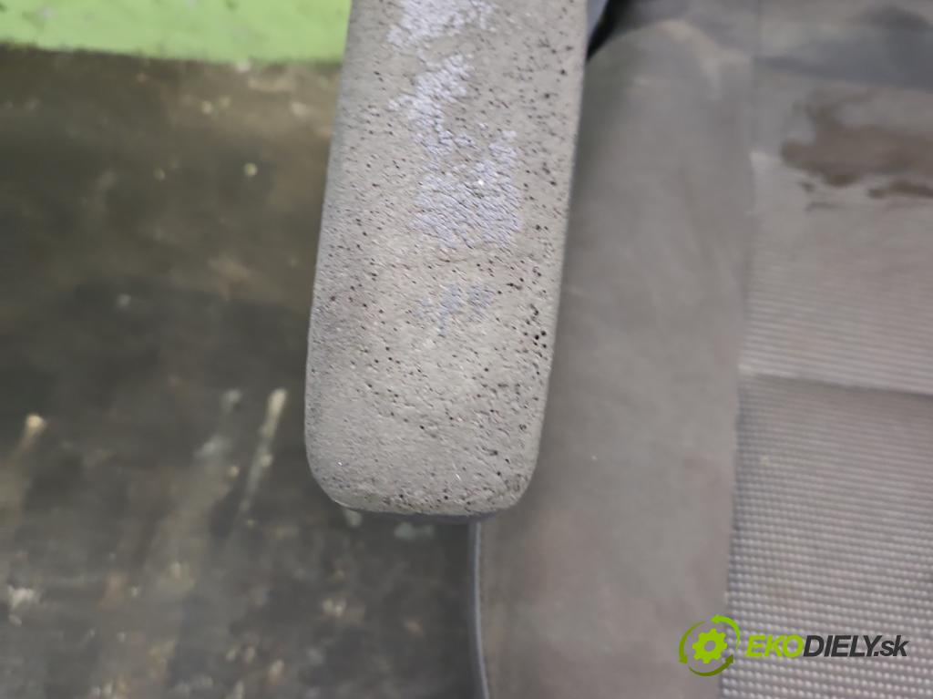 Peugeot Boxer II 2006-2018 2.2 hdi 120 HP manual 88 kW 2198 cm3 5- Sedačka ľavý  (Sedačky, sedadlá)