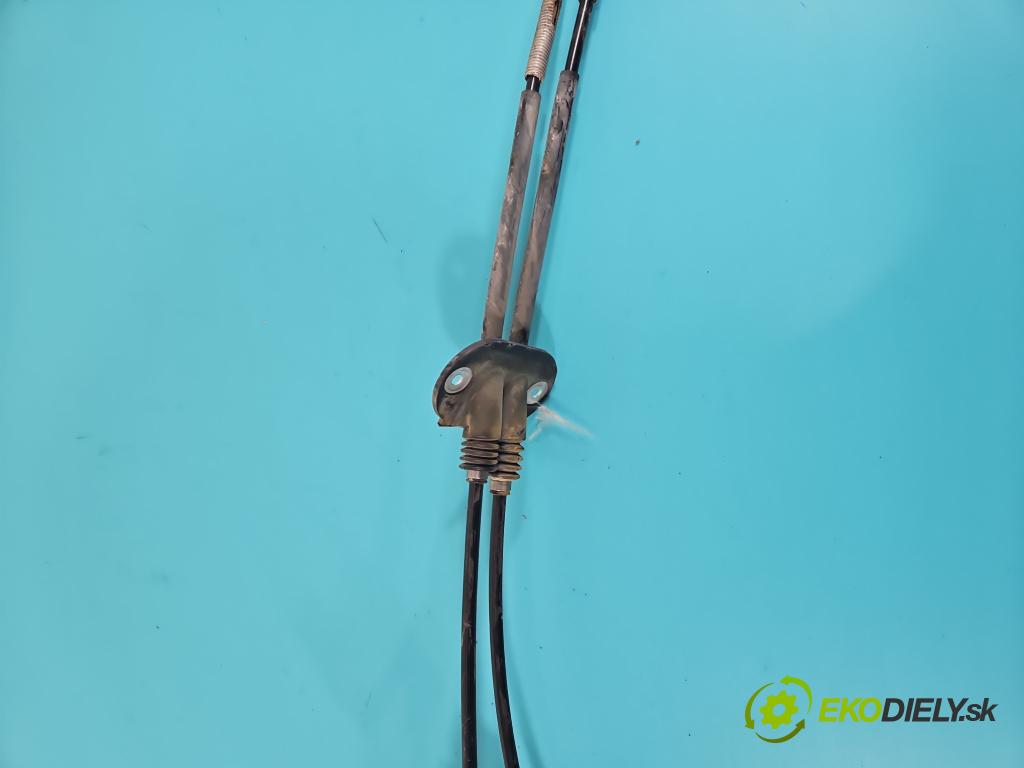 Mazda 5  2005-2010 1.8 16V 116 HP manual 85 kW 1798 cm3 5- Páka: Změny: stupeň,rýchlosť 8159025200 (Rýchlostná páka (kulisa))