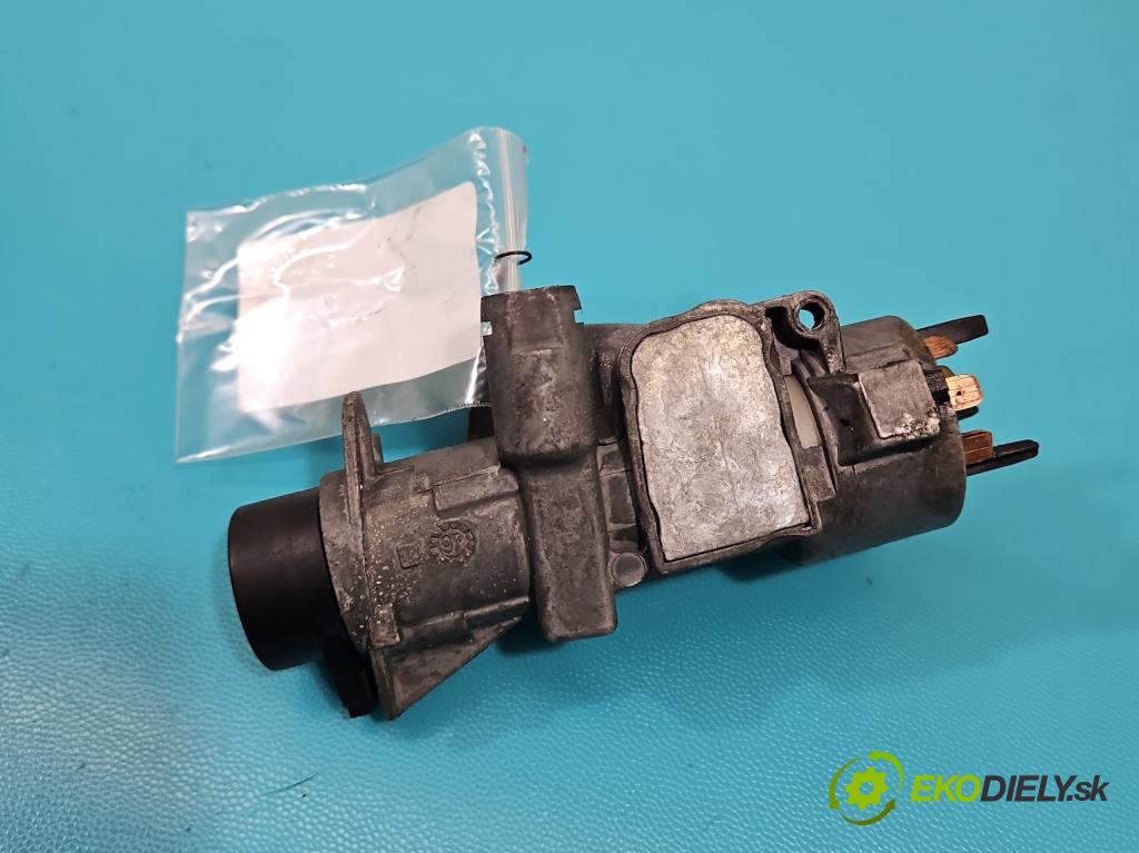 Audi A4 B5 1994-2001 1.8 20V 125 HP manual 92 kW 1781 cm3 4- Spínačka  (Spínacie skrinky a kľúče)