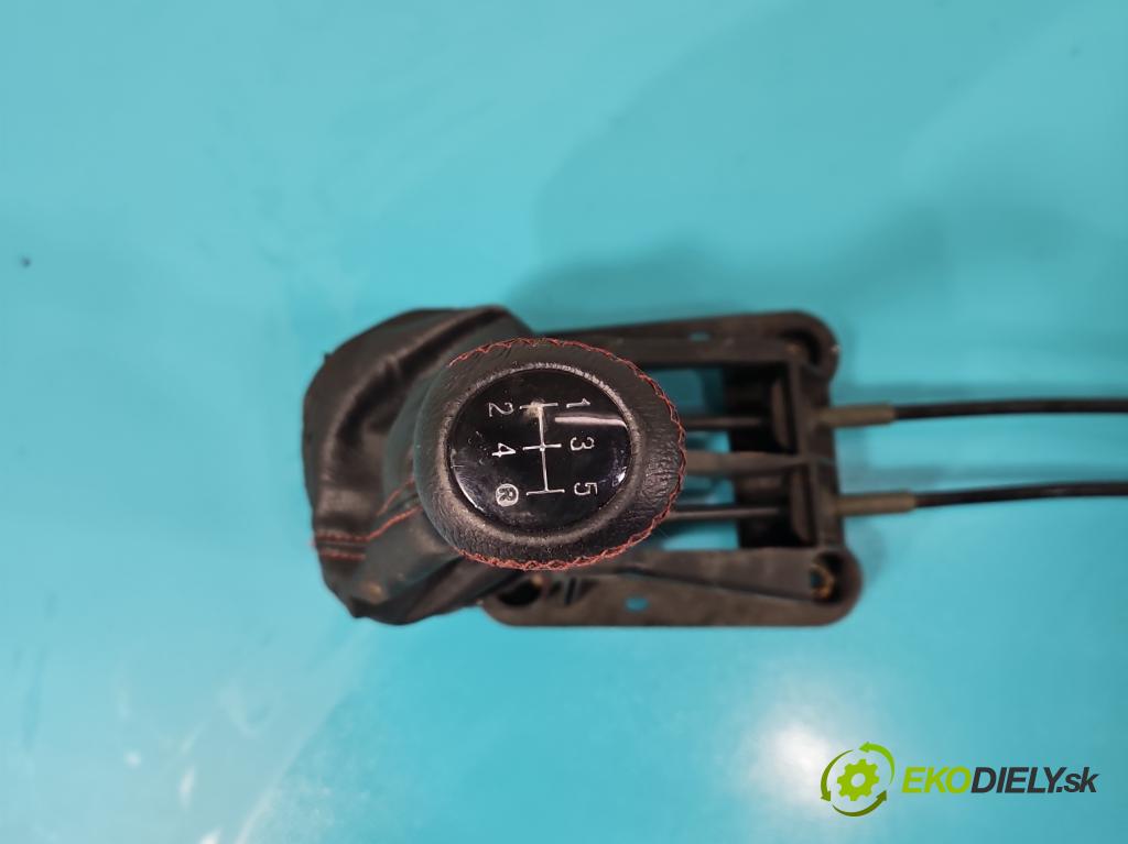 Citroen C2 1.4 8V 73 HP manual 54 kW 1360 cm3 3- Páka: Změny: stupeň,rýchlosť  (Rýchlostná páka (kulisa))